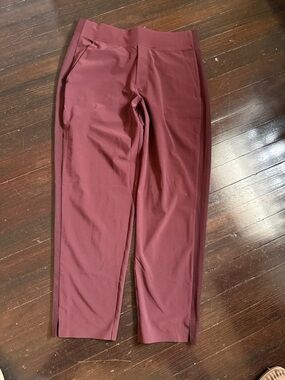 Athleta Brooklyn Burgundy Cropped Ankle Pants